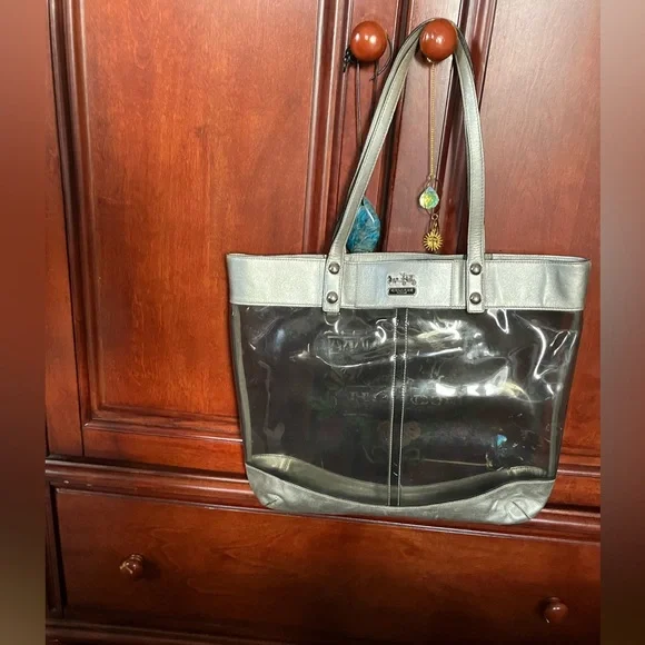 SALE! Coach ClearTote Kisslock - Picture 5 of 10